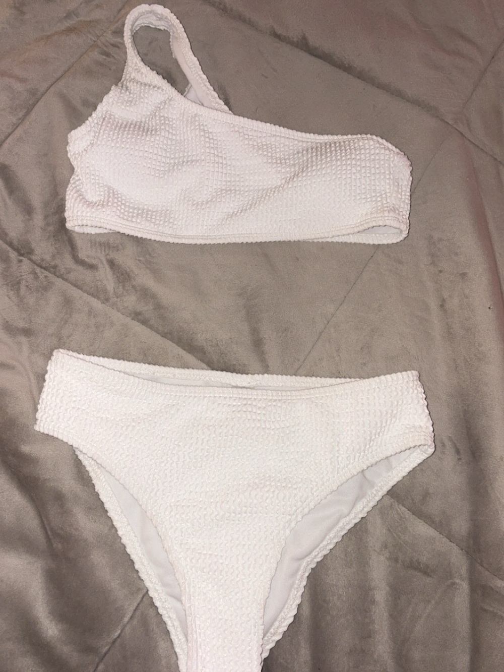 SHEIN White Textured One-Shoulder Kids Bikini